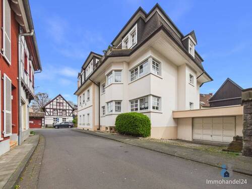 Seitenansicht - 1 Zimmer Mehrfamilienhaus, Wohnhaus zum Kaufen in Königswinter
