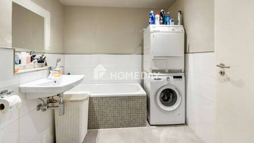 1. OG Badezimmer 3 - 