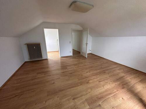 großer Wohnraum DG - 