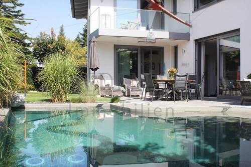 Ansicht Pool und Terrasse 3 - 