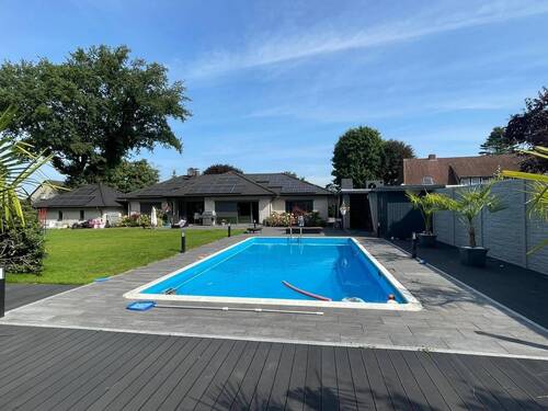 Hausansicht vom Garten - 4 Zimmer Einfamilienhaus zum Kaufen in Stuhr