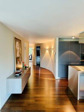 Flur 1.jpg - Luxus-Wohnung in bester Innenstadtlage