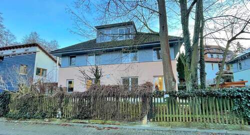 Frontansicht - 4 Zimmer Doppelhaushälfte zum Kaufen in Langebrück