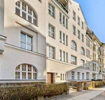 Großzügiges Wohnen in der Beletage - Familienwohnung mit Fahrstuhl in Westend - Berlin
