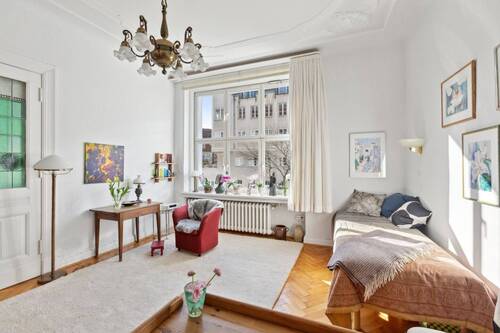 Zimmer 2 - mögliches Schlaf-/Kinderzimmer - 5 Zimmer Etagenwohnung in Berlin