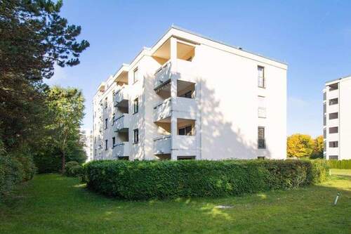 Hausansicht - 2 Zimmer Etagenwohnung in München