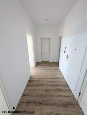 Flur - Etagenwohnung mit 65,00 m² in Chemnitz zur Miete