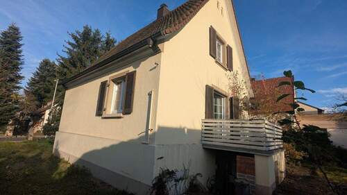 Haus - Einfamilienhaus mit 90,00 m&sup2; in Freiburg zum Kaufen
