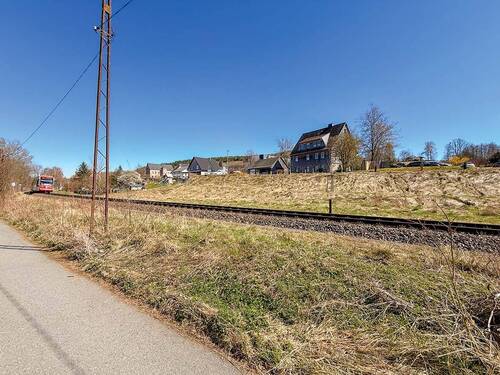 97_7 Straßenbahnlinie Aue–Chemnitz.jpg - 