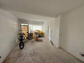großer Raum Straße1 - 