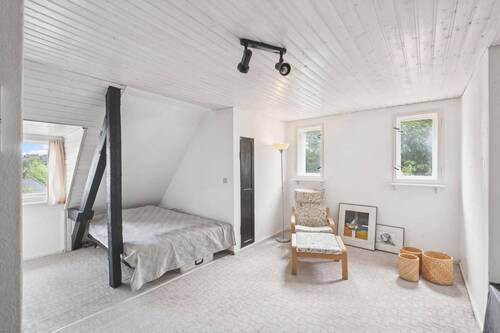 DG – ZIMMER 7 - 