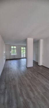offene Küche mit Balkon - 2 Zimmer Etagenwohnung zur Miete in Magdeburg