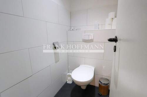M0877 EG - Umkleide Damen 1.3 - 