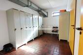 M0877 EG - Umkleide Damen 1.1 - 