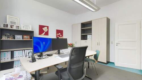 Büro 1 - 