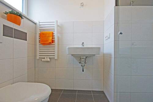 Gästebad im Erdgeschoss - 