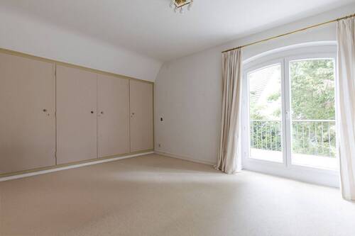 Schlafzimmer I mit Balkon - 