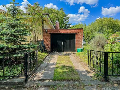 Garage - 