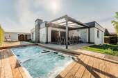 Schwimmbad - 4 Zimmer Einfamilienhaus zum Kaufen in Hamm