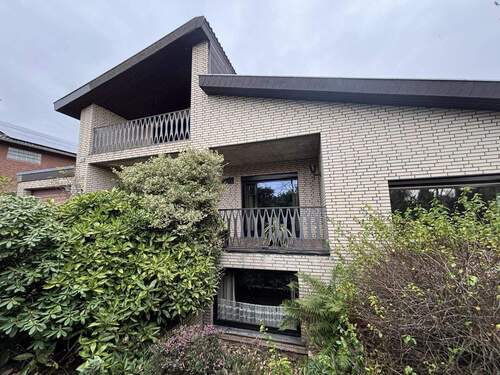 Außenansicht - 7 Zimmer Einfamilienhaus zum Kaufen in Krefeld