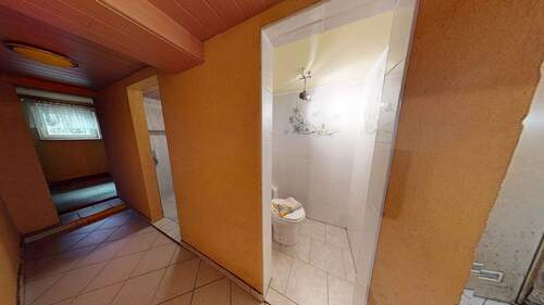 Gäste-WC im Erdgeschoss - 