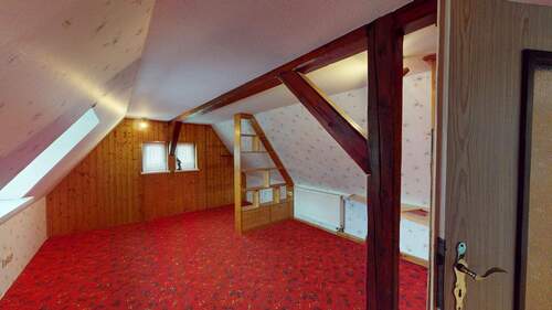 Zimmer 1 im Dachgeschoss - 