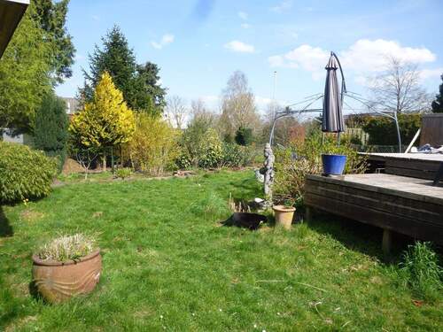 Garten - 1 Zimmer Mehrfamilienhaus, Wohnhaus zum Kaufen in Würselen