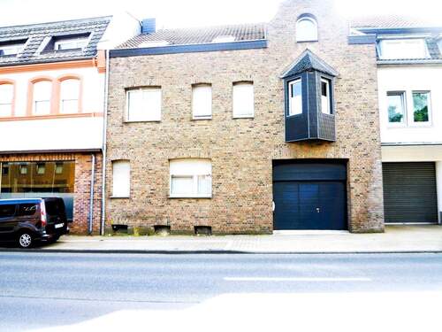 Vorderansicht - 1 Zimmer Mehrfamilienhaus, Wohnhaus in Würselen