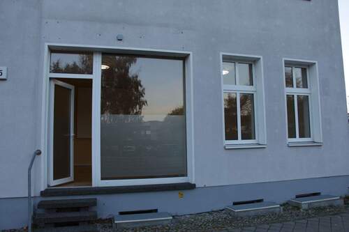 Sachsenhausener Str. 15 (1).JPG - 2 Zimmer Büro zur Miete in Oranienburg