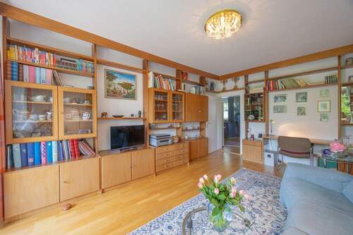 Wohnzimmer - 3 Zimmer Etagenwohnung zum Kaufen in Gauting