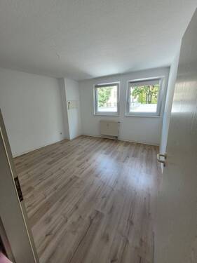 Schlafzimmer - 2 Zimmer Etagenwohnung zur Miete in Halle