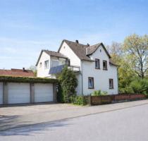 Großzügiges Zweifamilienhaus mit Garten: Platz für die ganze Familie - Bensheim