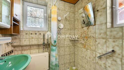 1. OG Badezimmer 1 - 