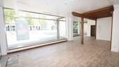 Gegenüber Neuer Markt - Büro in Neumarkt in der Oberpfalz