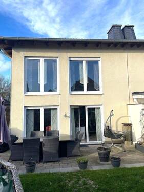 Gartenansicht - Doppelhaushälfte mit 116,80 m&sup2; in Geseke zum Kaufen