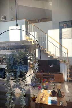 Haus 2_WZ_Treppe ins OG - 