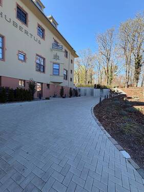 Zufahrt Tiefgarage - 3 Zimmer Etagenwohnung zur Miete in Halle (Saale)