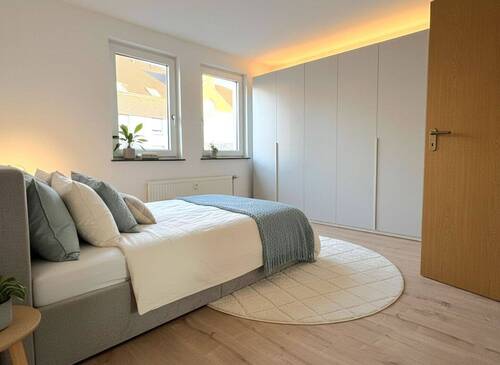 Schlafzimmer 2 (KI-Bsp.) - 