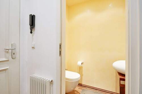 Gäste-WC - Etagenwohnung mit 128,70 m² in Düsseldorf zum Kaufen