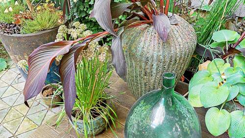 Designerelemente im Garten - 