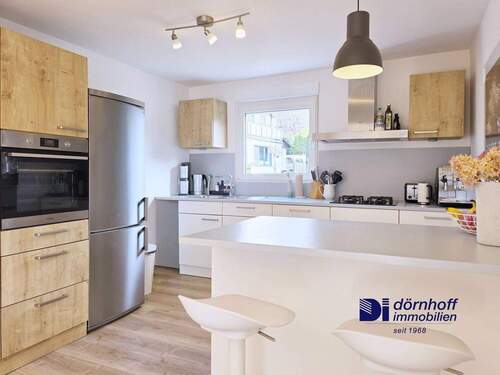 Wohn- Esszimmer mit offener Küche - 