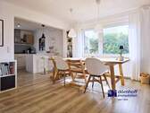 Wohn- Esszimmer mit offener Küche - 