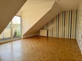 Wohn-/ Esszimmer - 