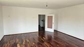 Wohnzimmer Richtung Tür - 