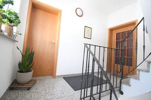 Wohnung 2 mit Gäste WC.jpg - 