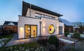 Bild 1 - Architektenhaus in moderner Staffelgeschoss-Bauweise