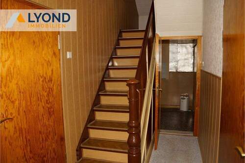 Flur EG - 5 Zimmer Einfamilienhaus in Altenfeld