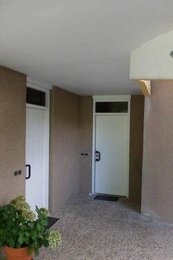 Wohnungseingang - 5 Zimmer Terrassenwohnung zum Kaufen in Göttingen