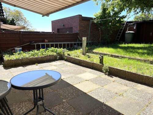 Terrasse - Einfamilienhaus mit 105,70 m&sup2; in Itzehoe zum Kaufen