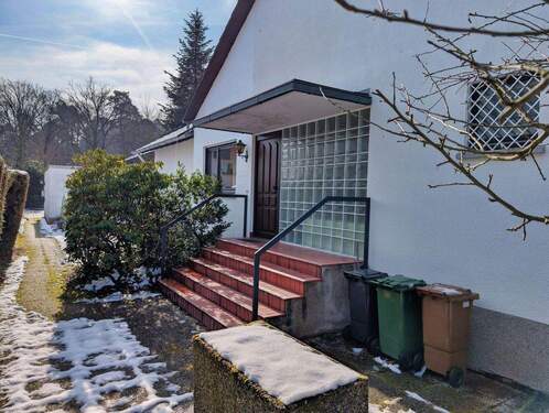 Eingang nach Osten - 6 Zimmer Einfamilienhaus in Heusenstamm